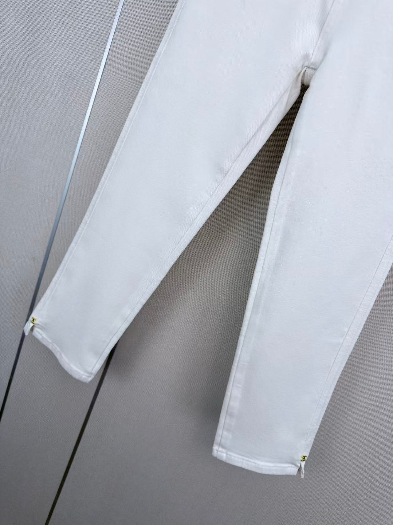 26FW New Cropped Jeans