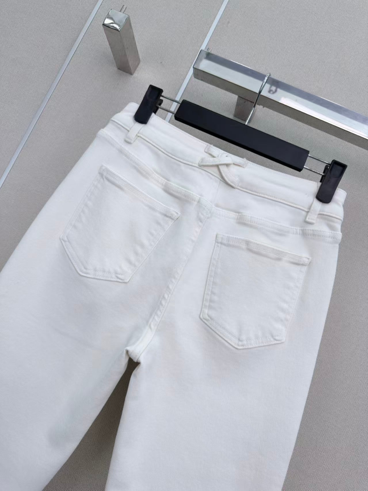 26FW New Cropped Jeans