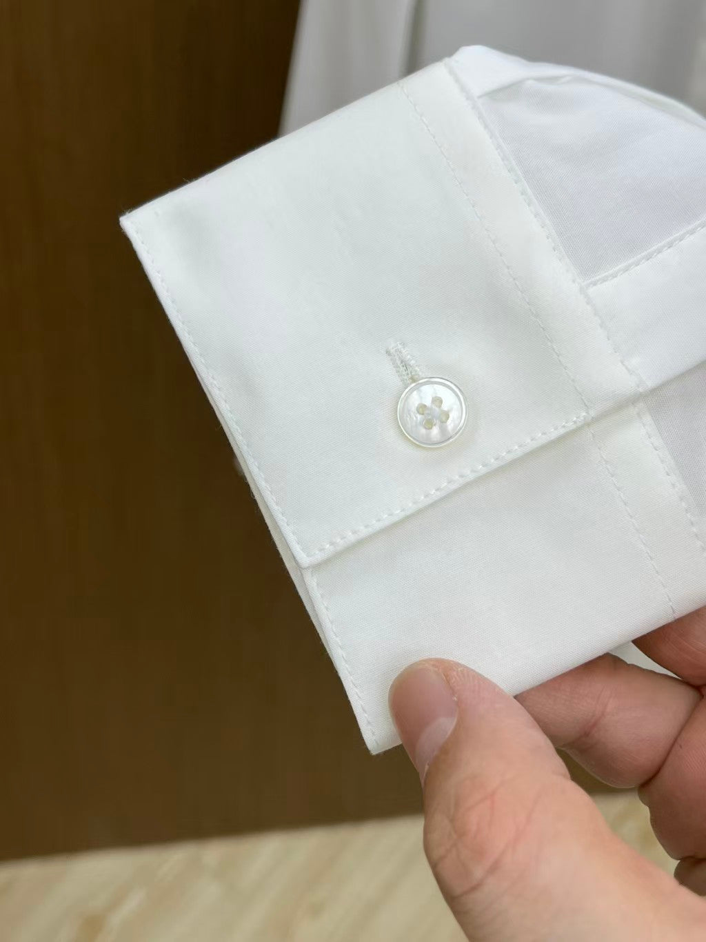 New Long-Sleeved Shirt