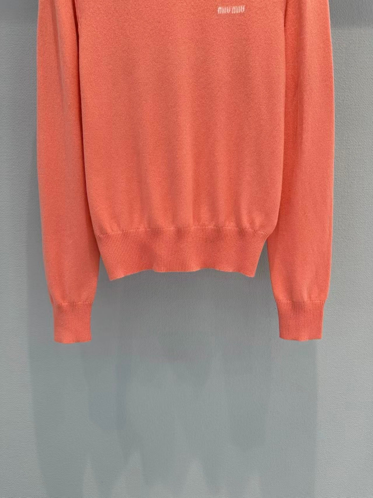 26FW New Long-Sleeve Knit Top