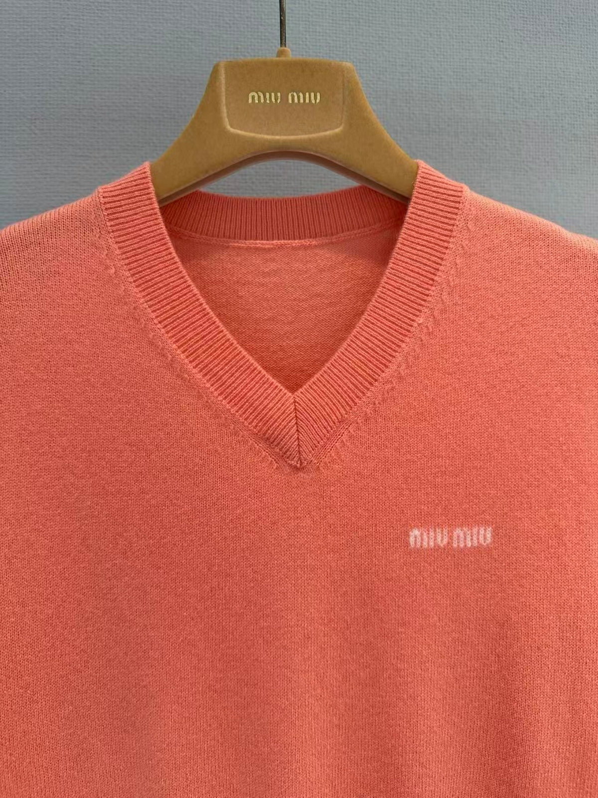 26FW New Long-Sleeve Knit Top