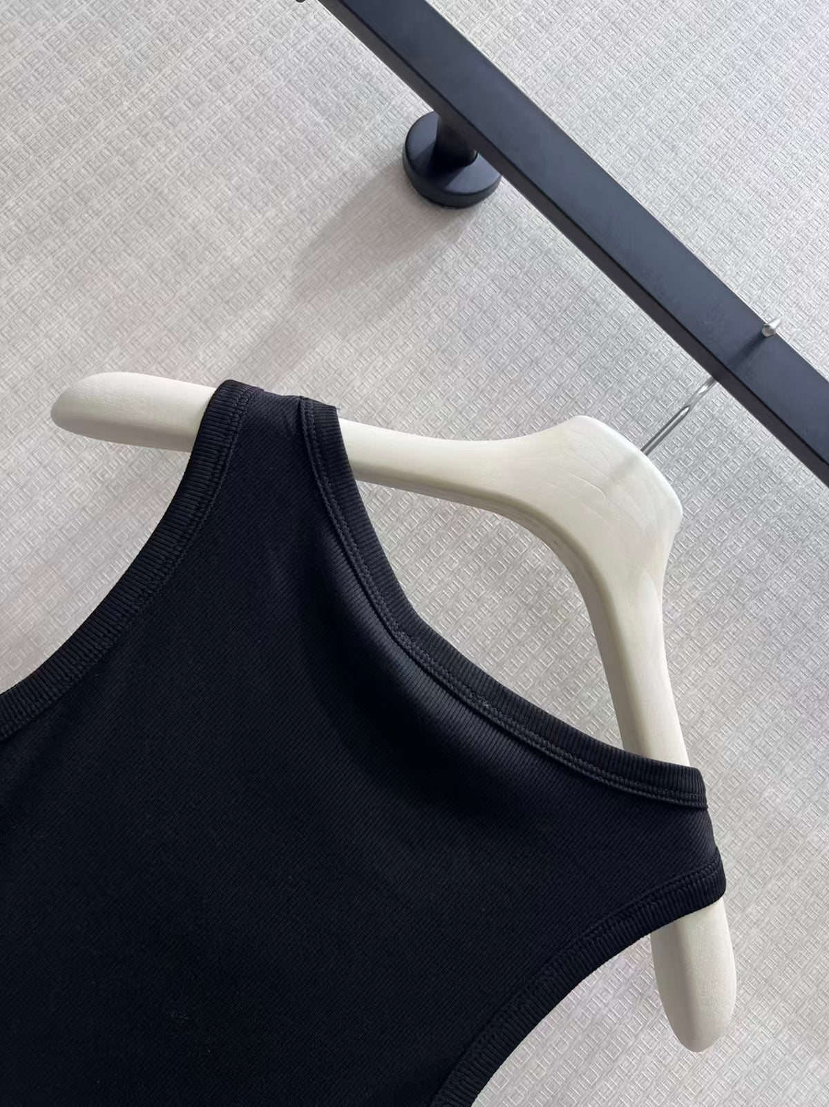 26FW New Slim-Fit Vest