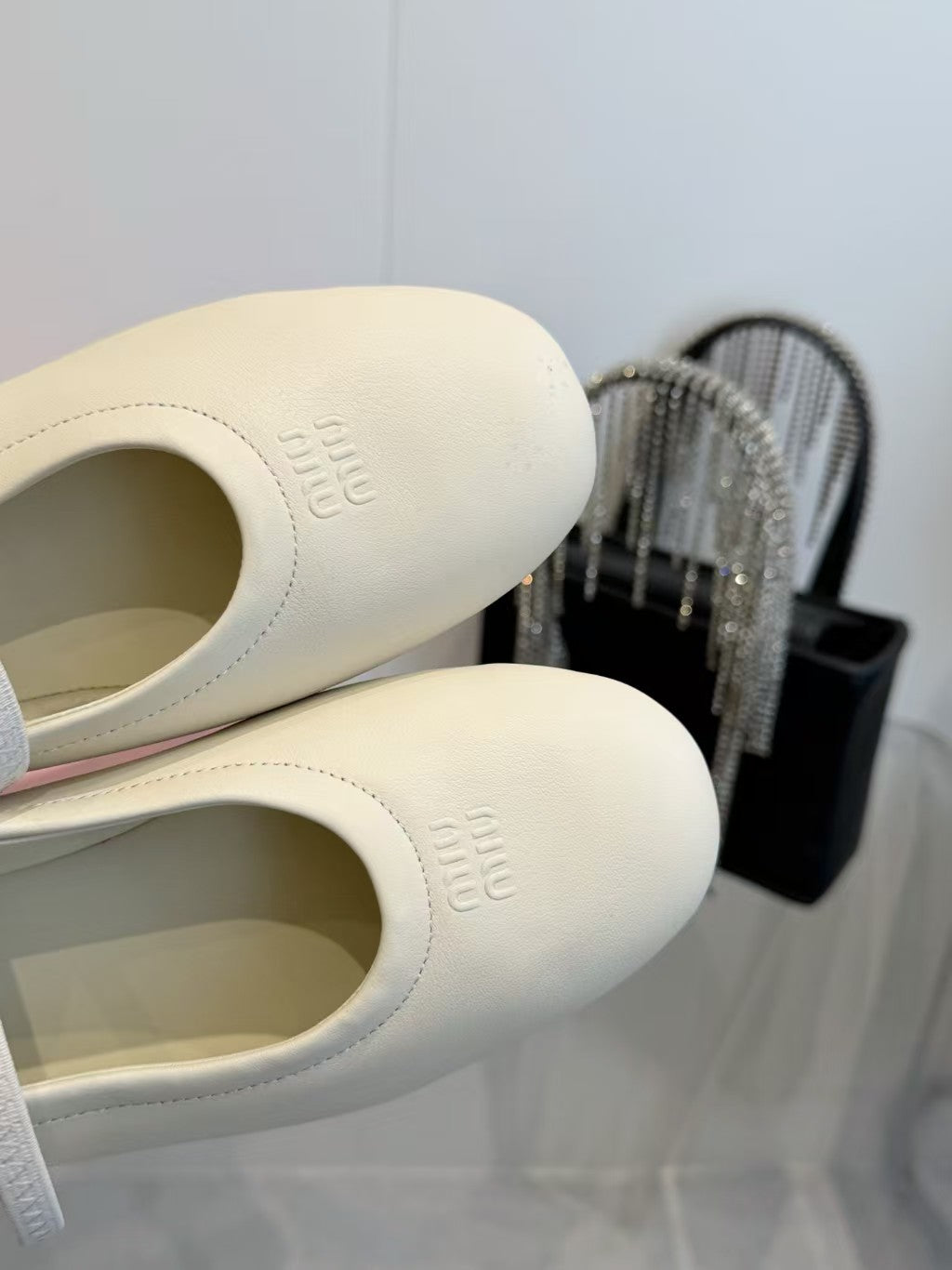 26FW New Single-Strap Flats