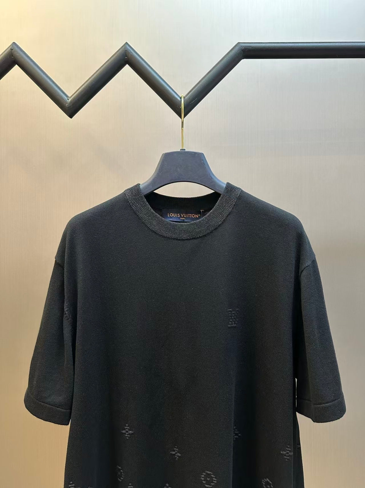 26FW New Embossed Jacquard Knit Short-Sleeve Top