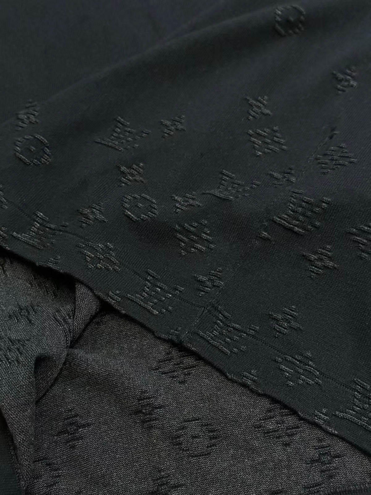 26FW New Embossed Jacquard Knit Short-Sleeve Top
