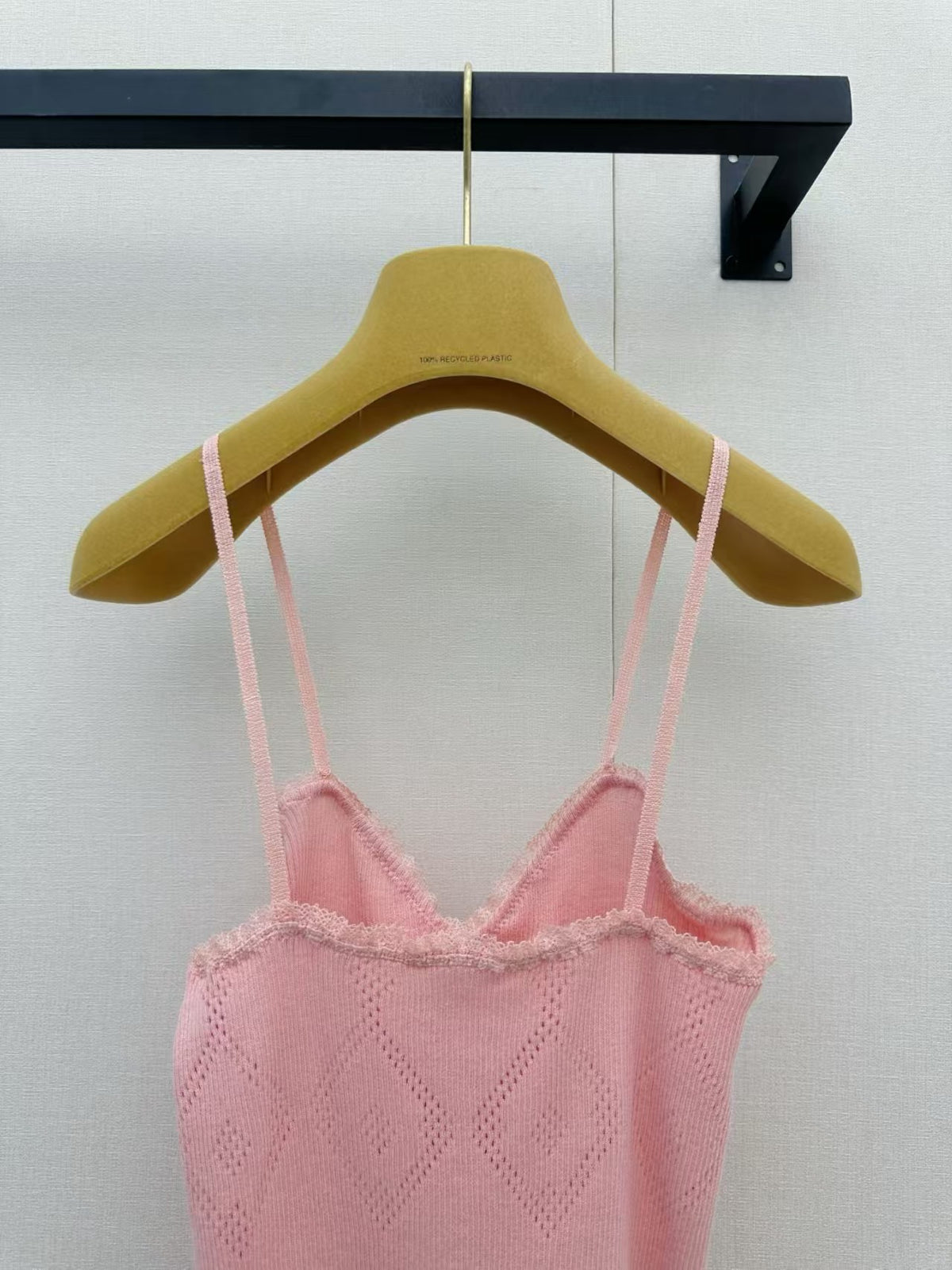 26FW New Cut-Out Knit Camisole