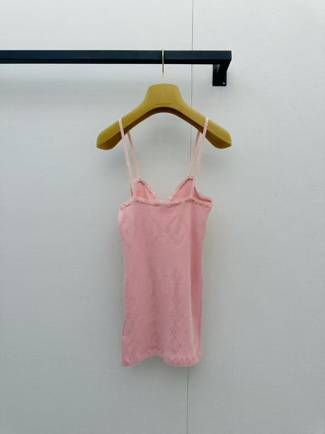 26FW New Cut-Out Knit Camisole