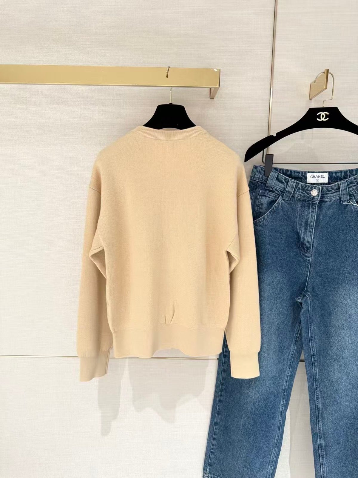 26FW New Metal-Buckle Knit Cardigan