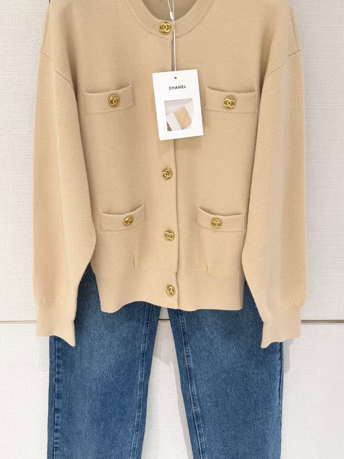 26FW New Metal-Buckle Knit Cardigan