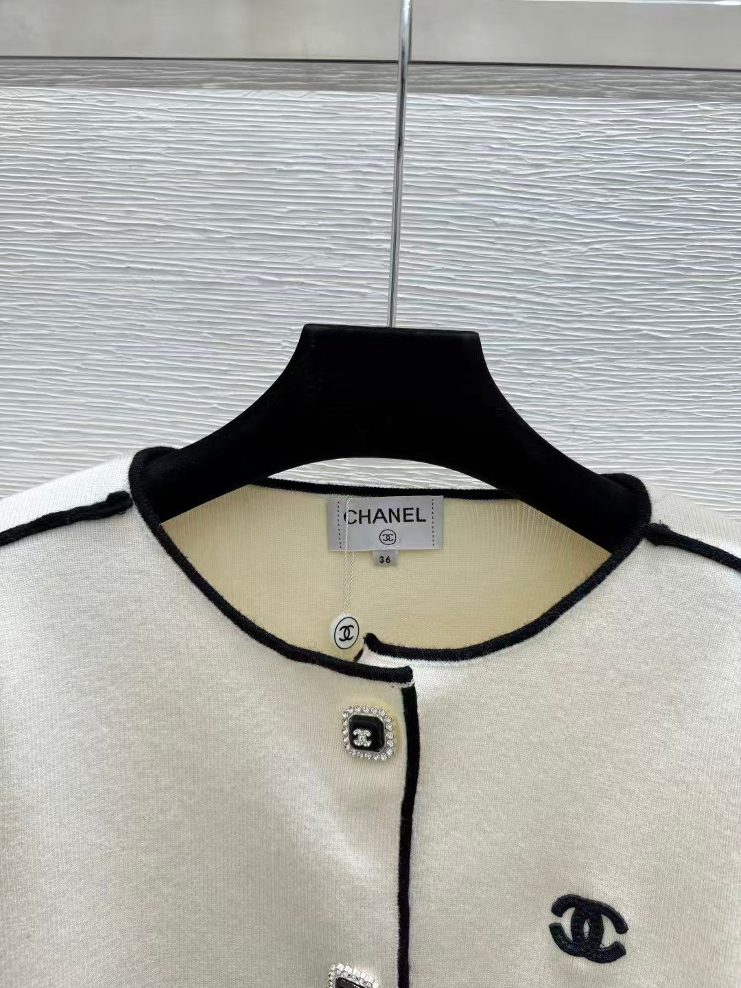 26FW New Minimalist Color-Block Knit Cardigan