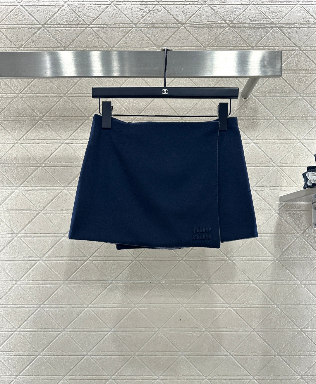Reversible high-waisted A-line skirt with front panel