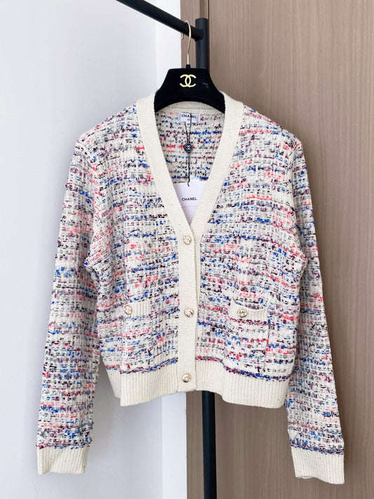 New V-neck cardigan