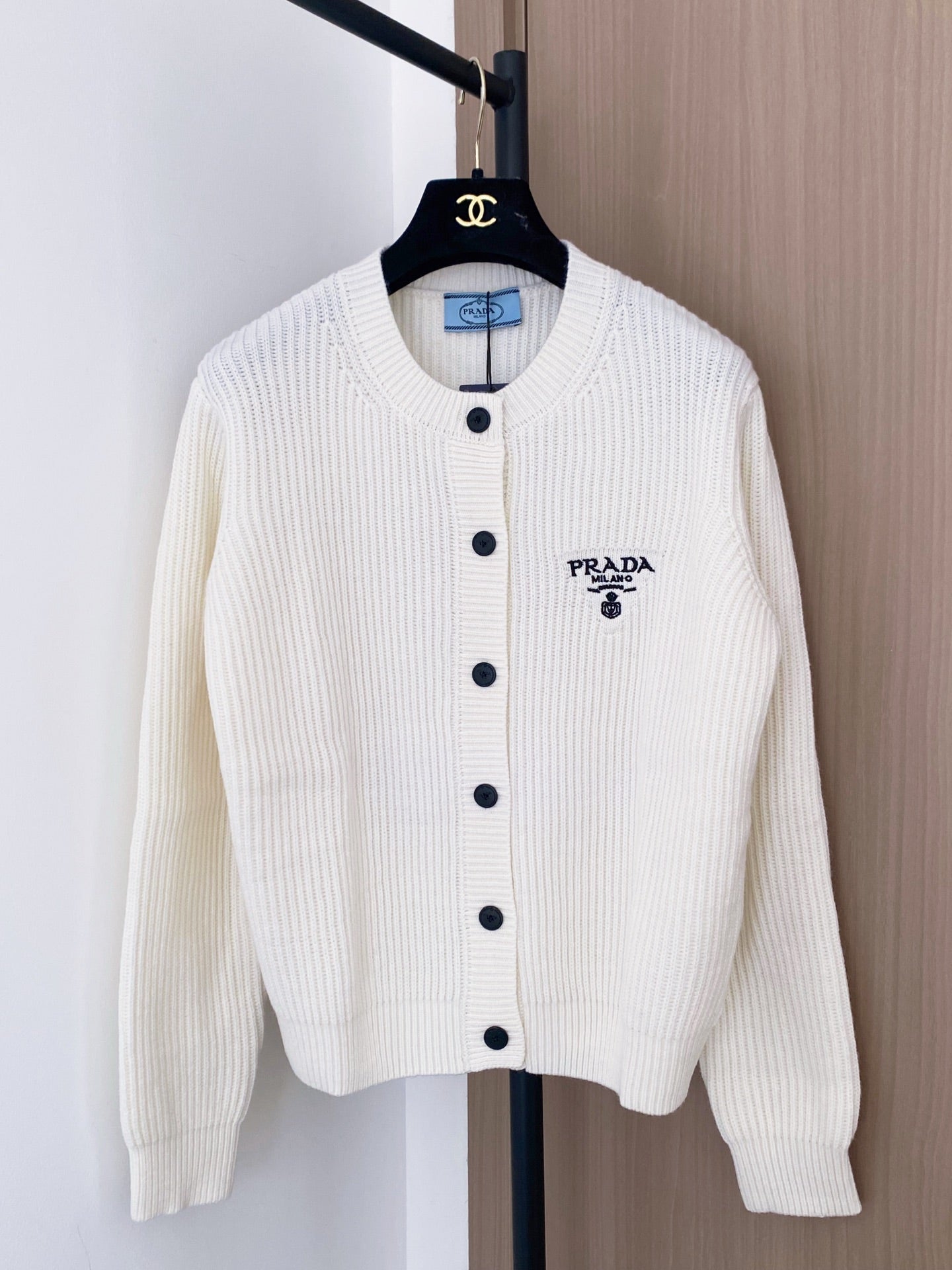 FW new knitted cardigan
