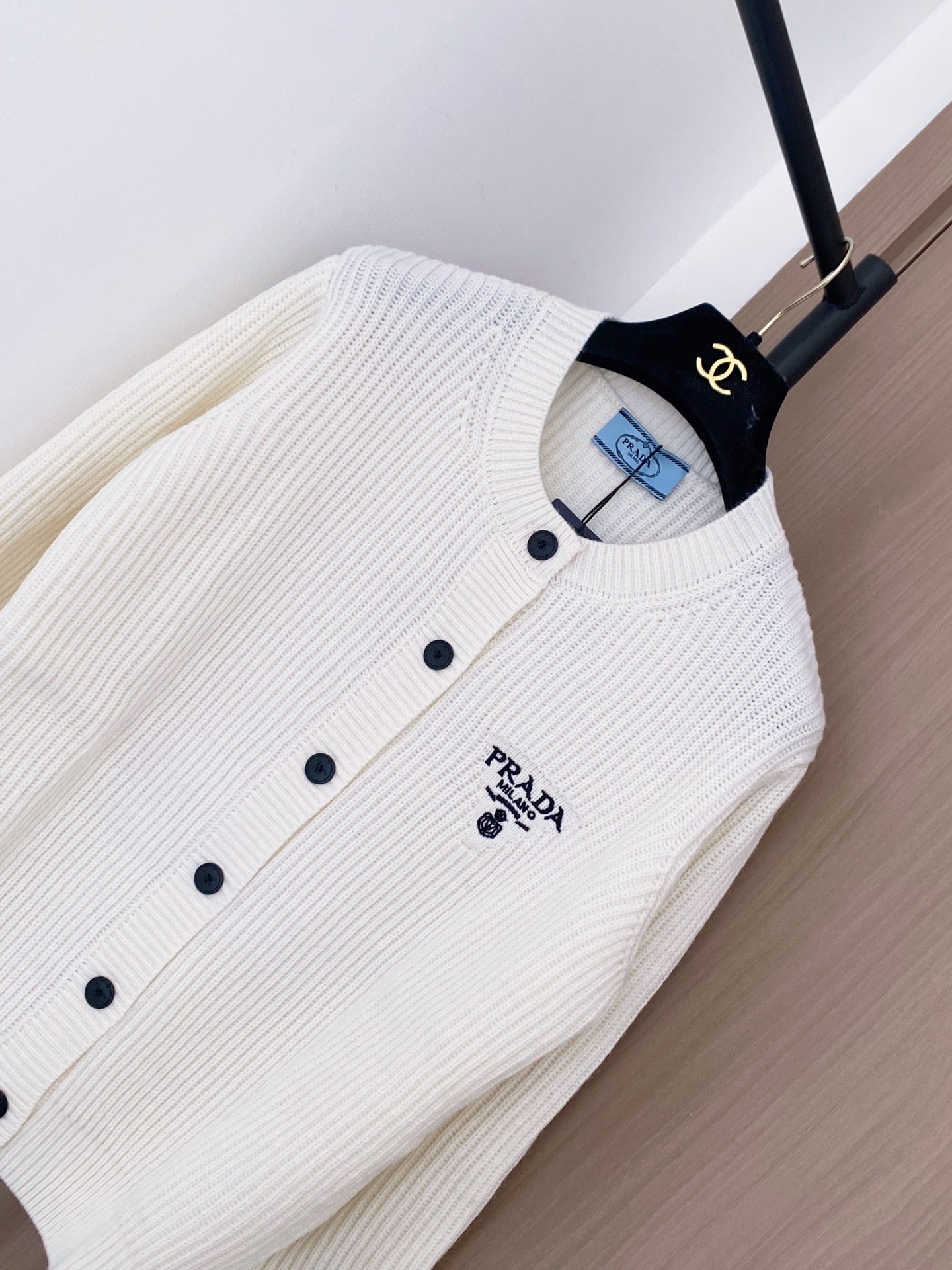 FW new knitted cardigan