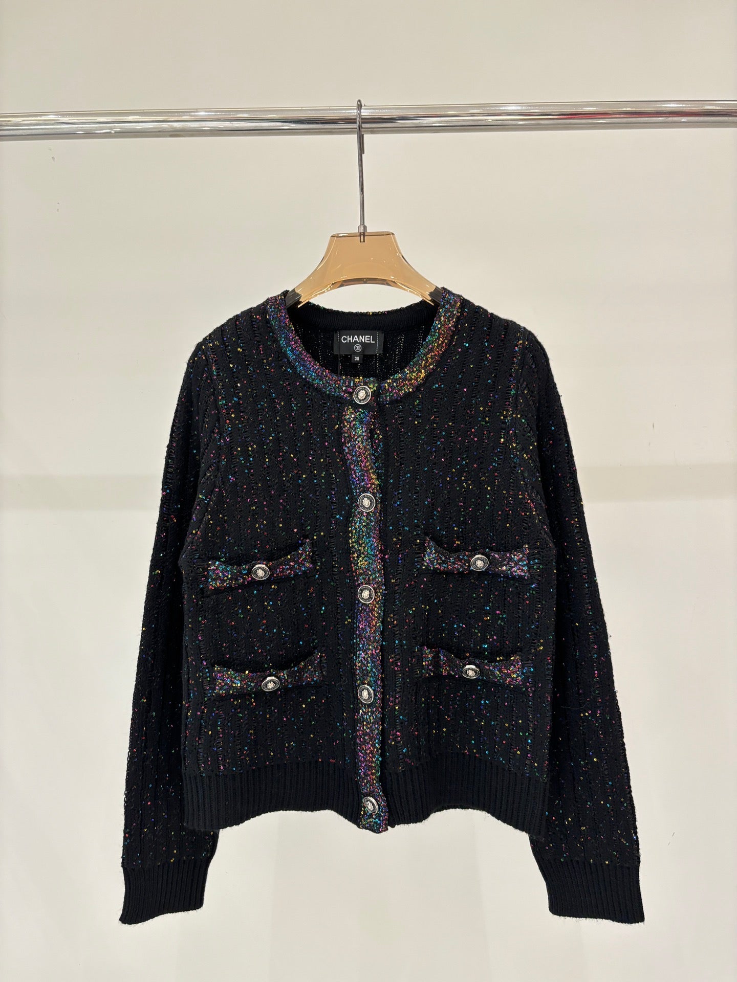 Logo contrasting color jacquard heavy-knit cardigan