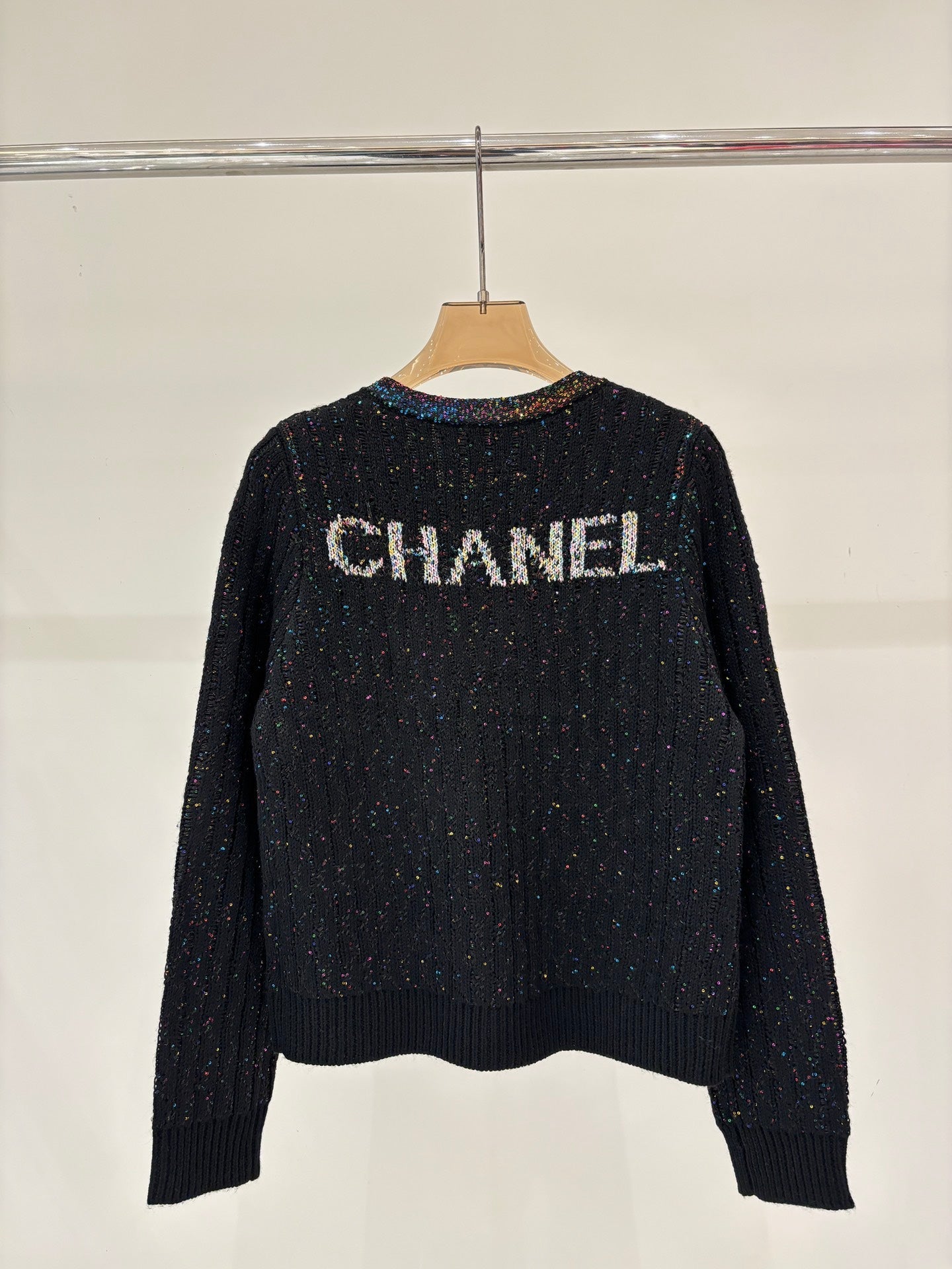 Logo contrasting color jacquard heavy-knit cardigan