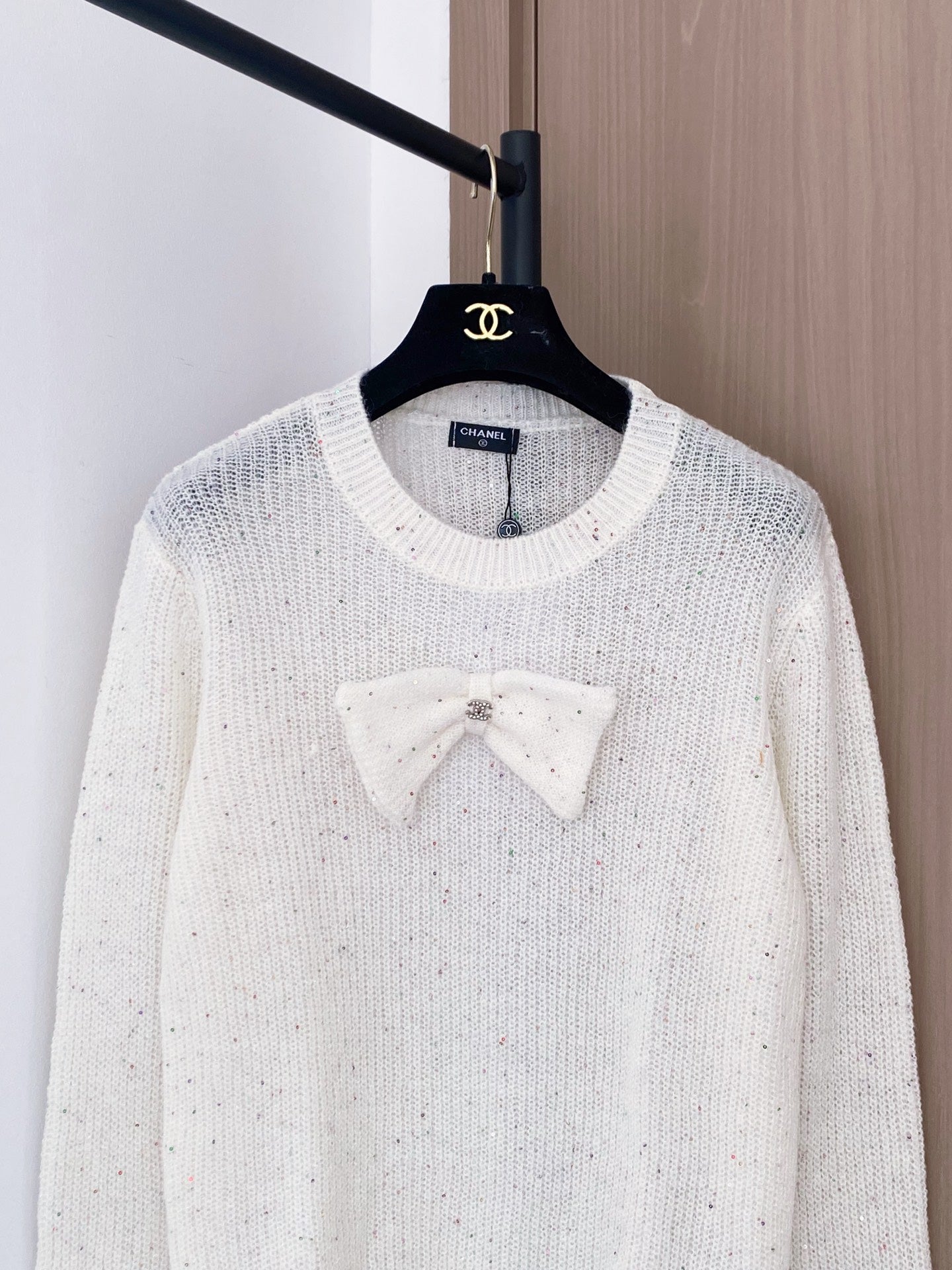 Bowknot sequined knitted long-sleeved top