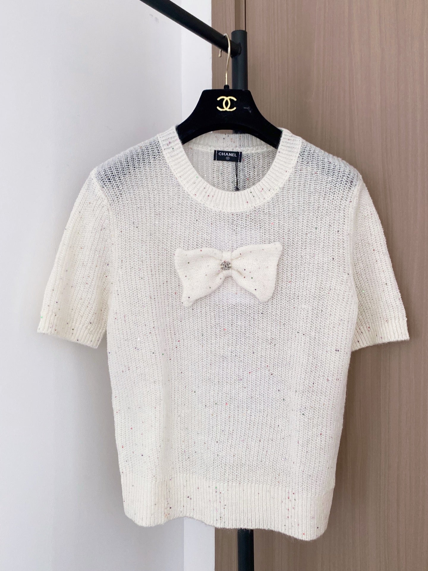 Bowknot sequined knitted short-sleeved top