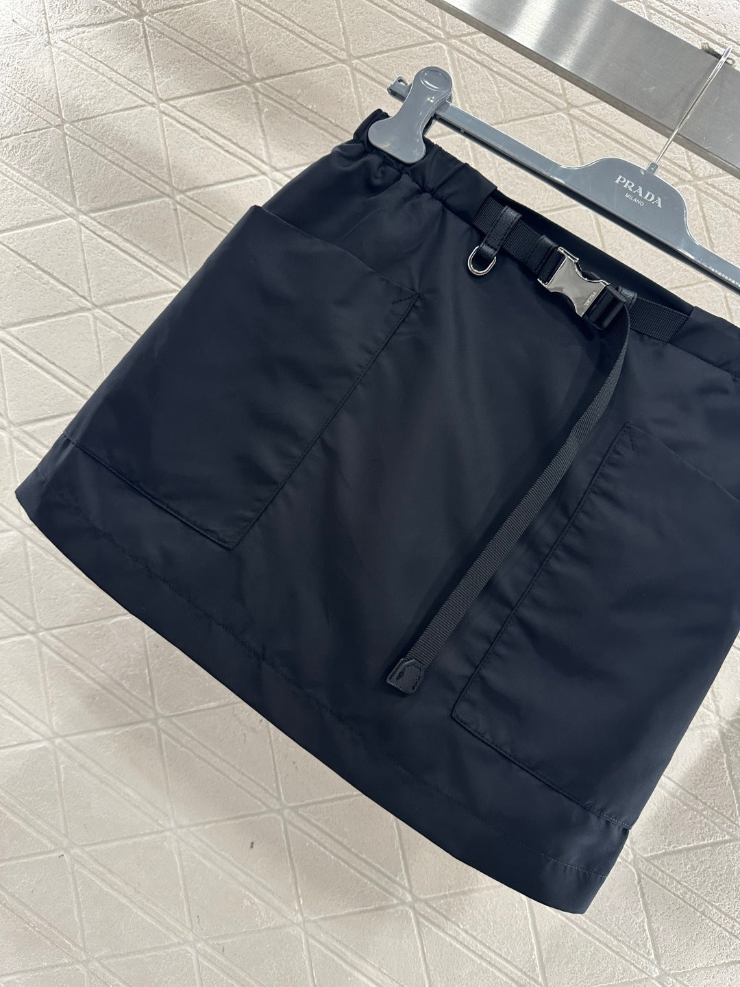 Workwear-style skirt with belt and pockets