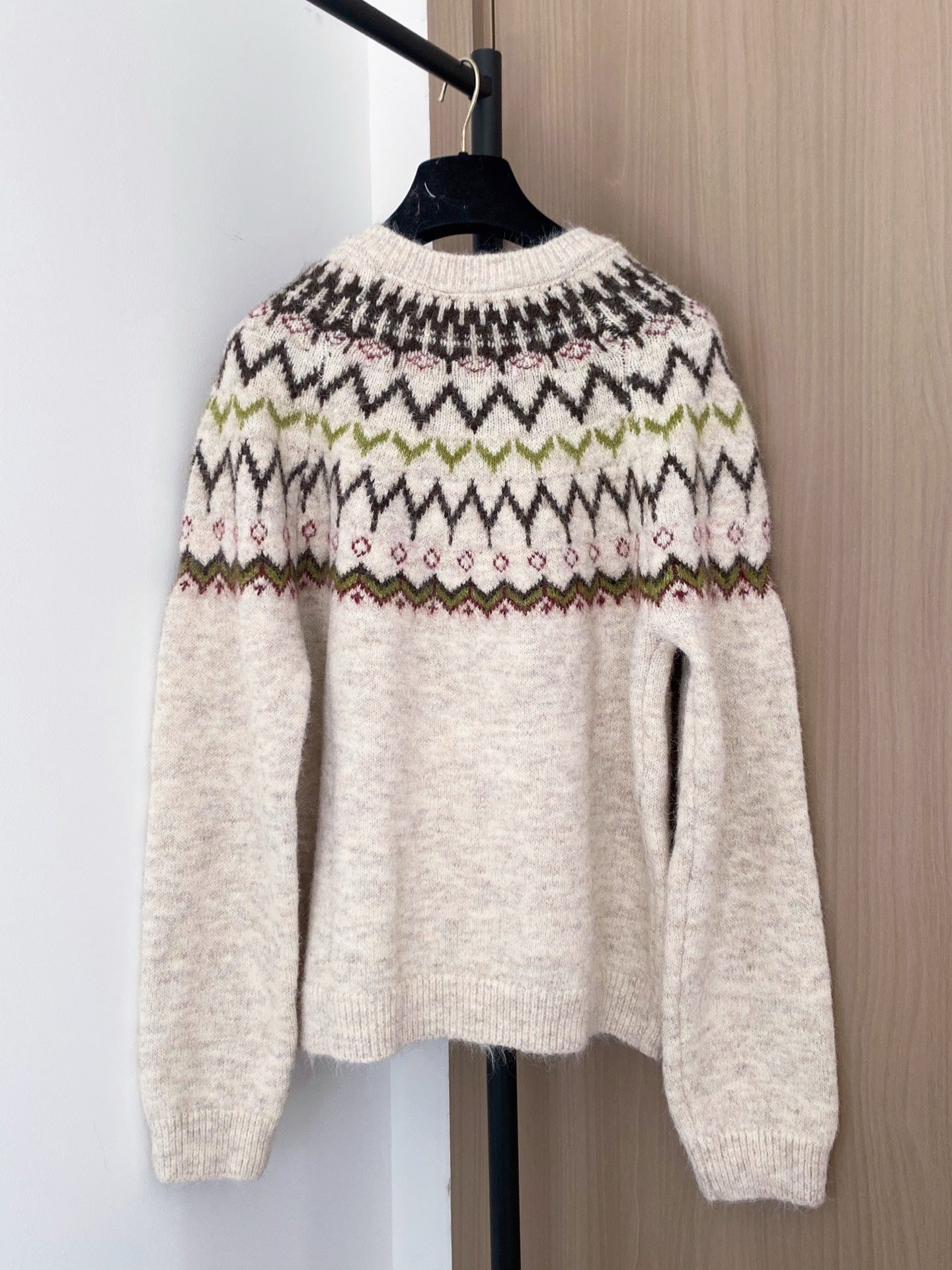 New contrasting color diamond pattern knitted cardigan