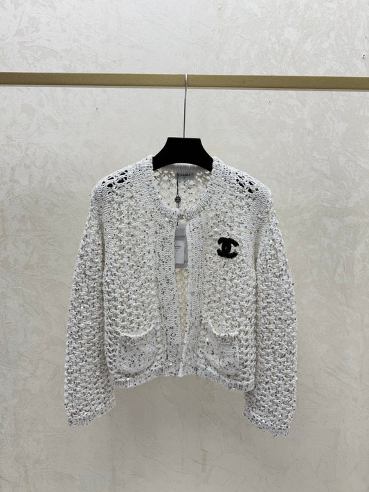 Openwork beaded round-neck knitted cardigan