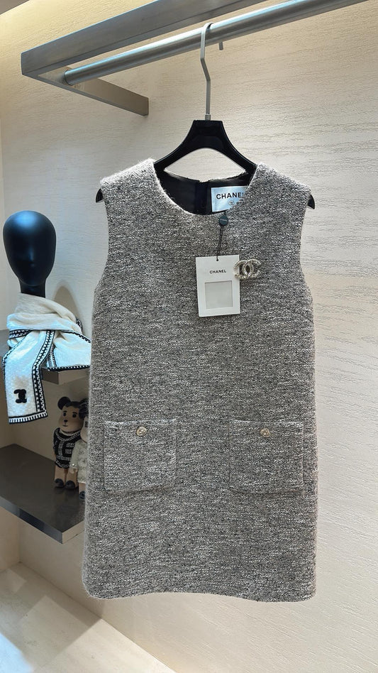 Tweed sleeveless dress
