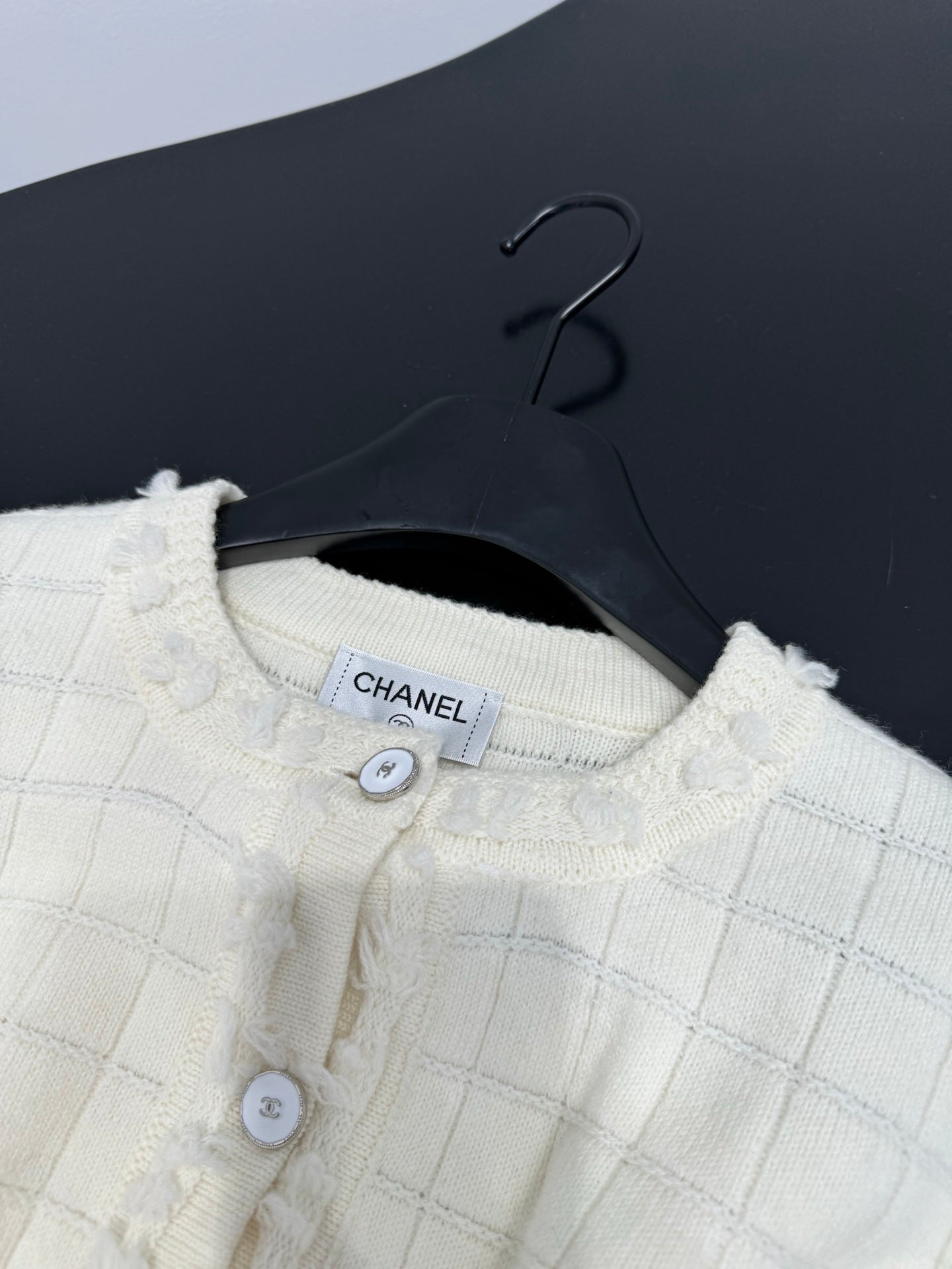 26. Cashmere and wool crew neck cardigan