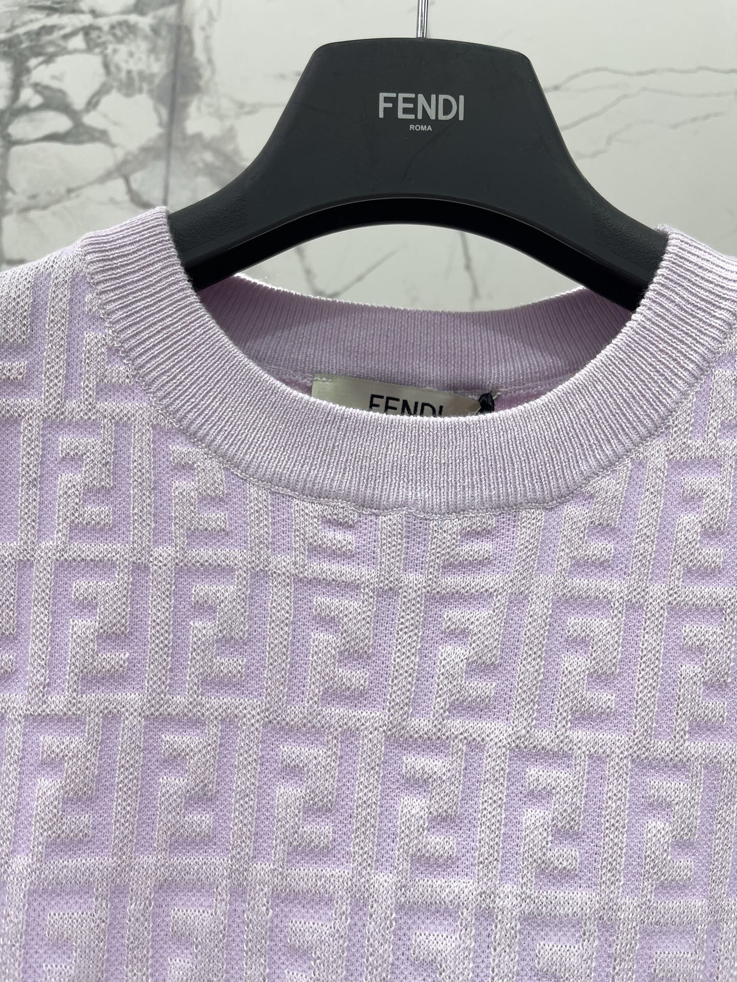 26 New Embossed Letter Knit Short-Sleeve T-Shirt