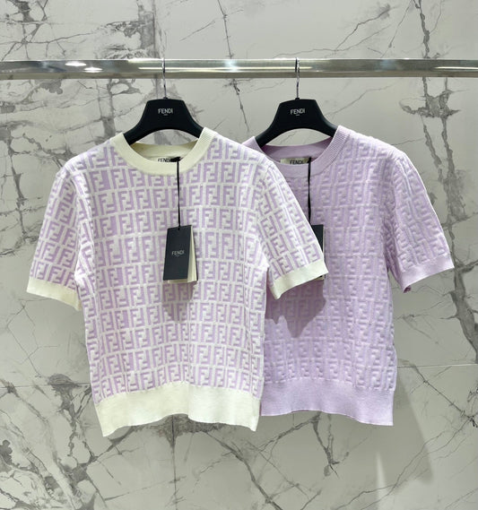 26 New Embossed Letter Knit Short-Sleeve T-Shirt