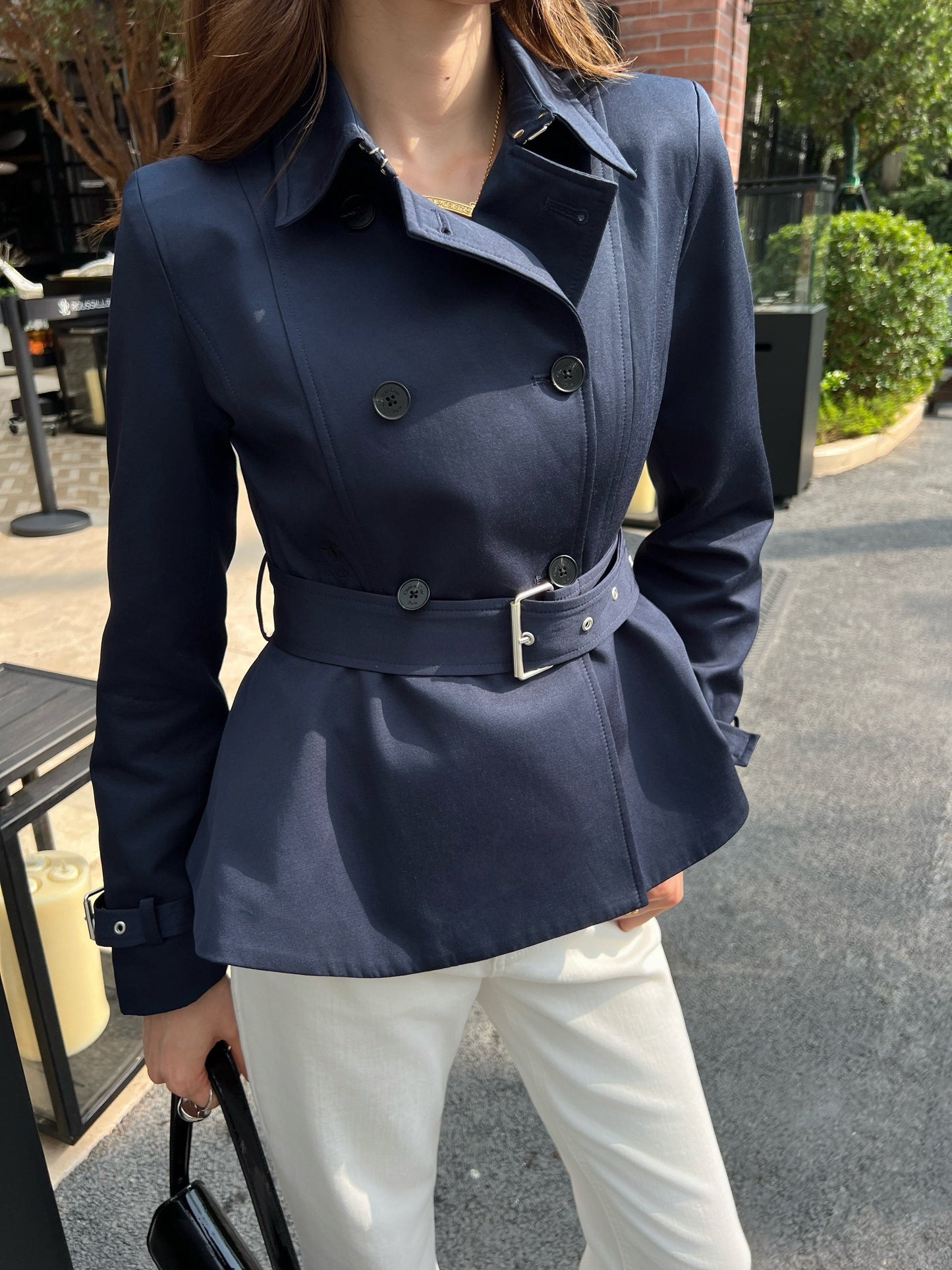 2026 New Style Bee Embroidered Trench Coat