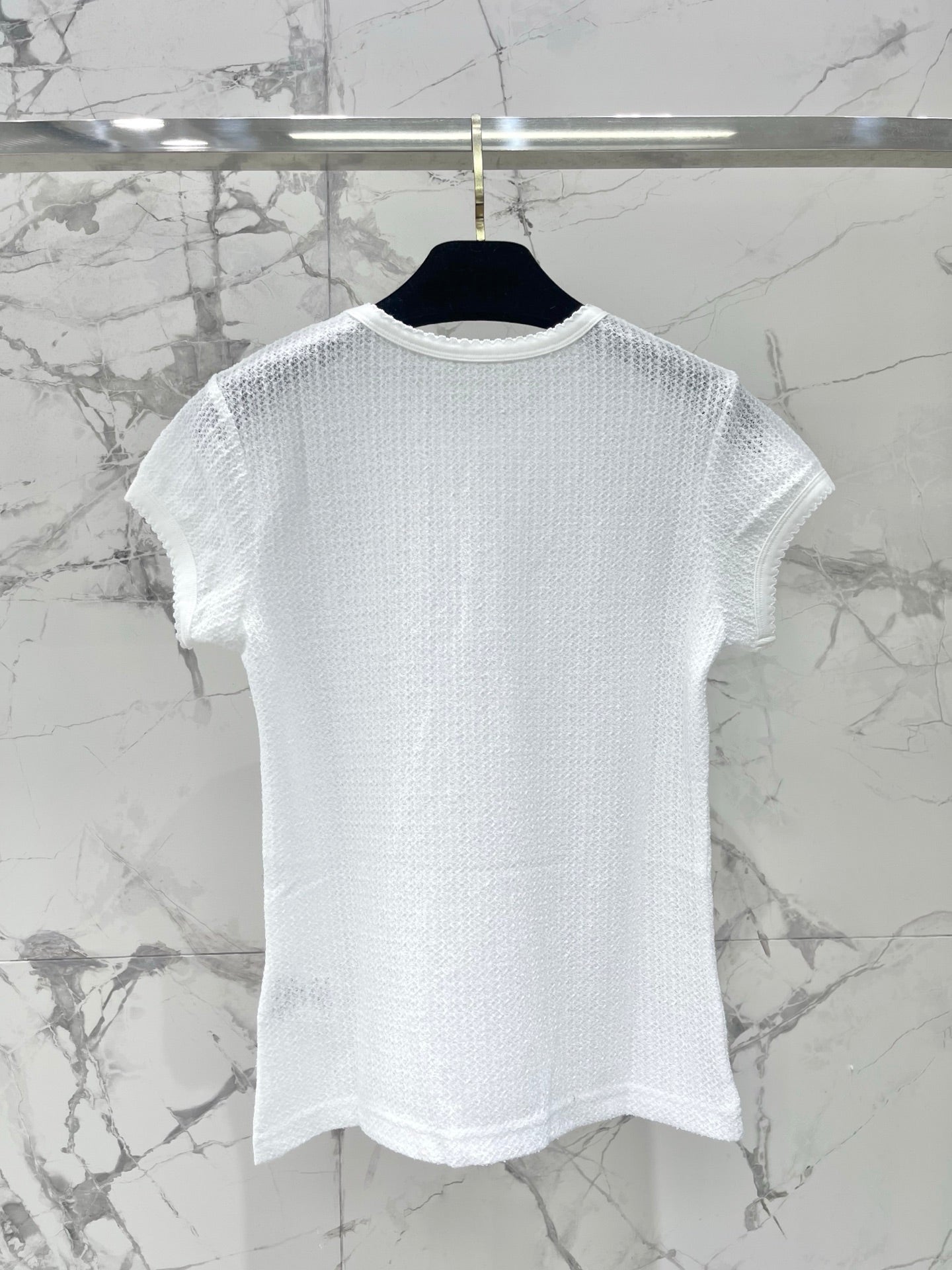 26 French-Style Beaded Logo Lace Short-Sleeve Top
