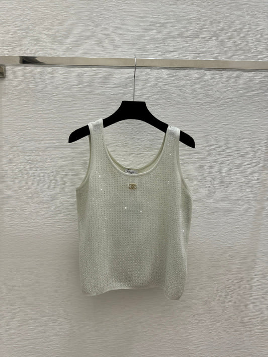 26 Rhinestone-Embellished Crew Neck Knit Vest