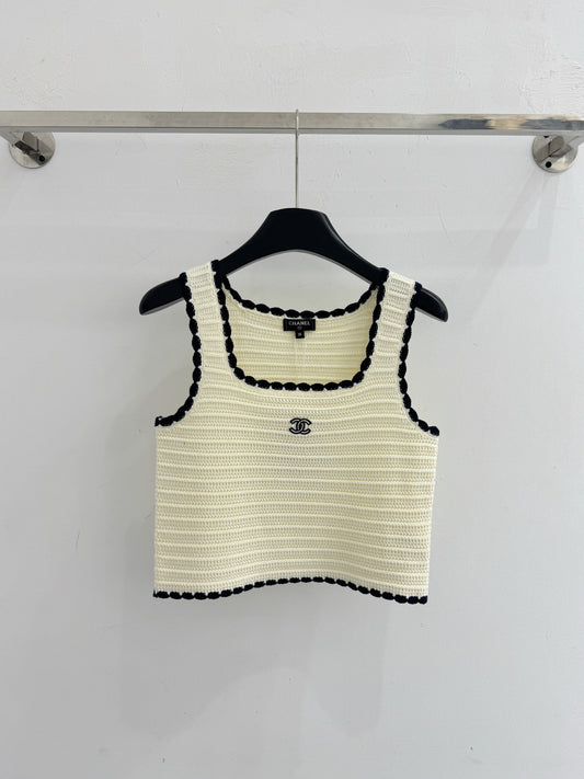 26 New Simple Vest