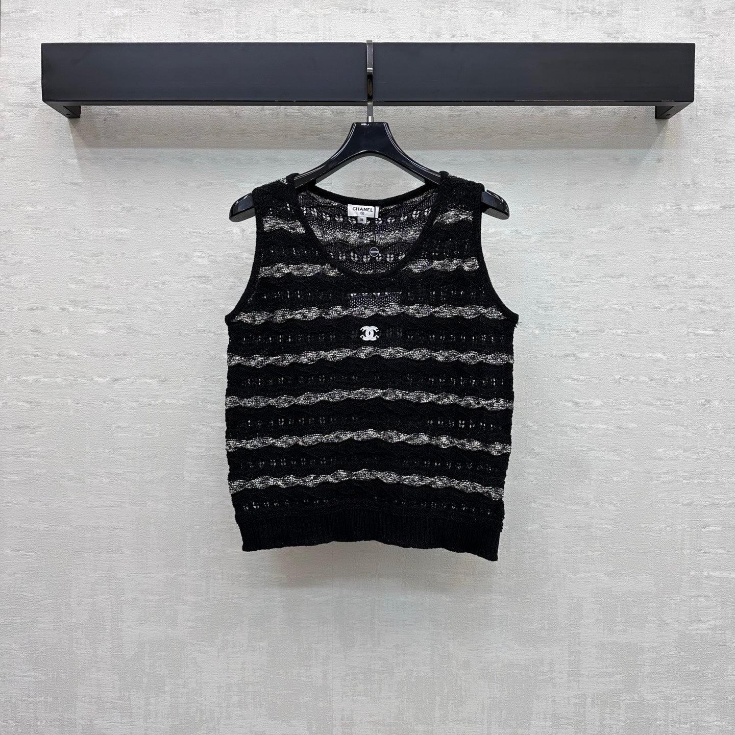 26SS Wave Pattern Hollow-Out Knitted Vest