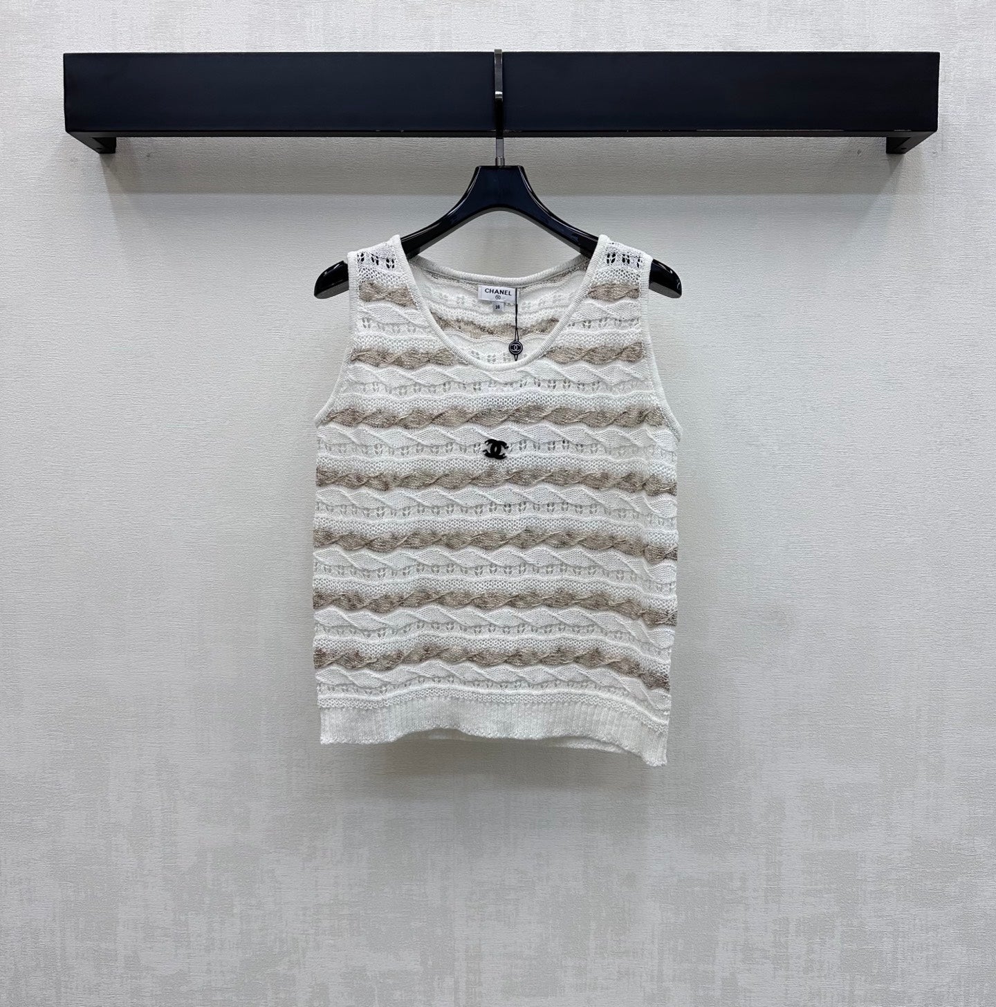 26SS Wave Pattern Hollow-Out Knitted Vest
