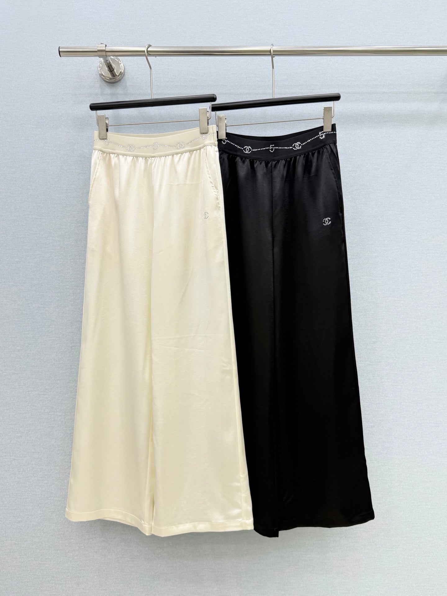 26 New Style Casual Pants with Rhinestone Patchwork