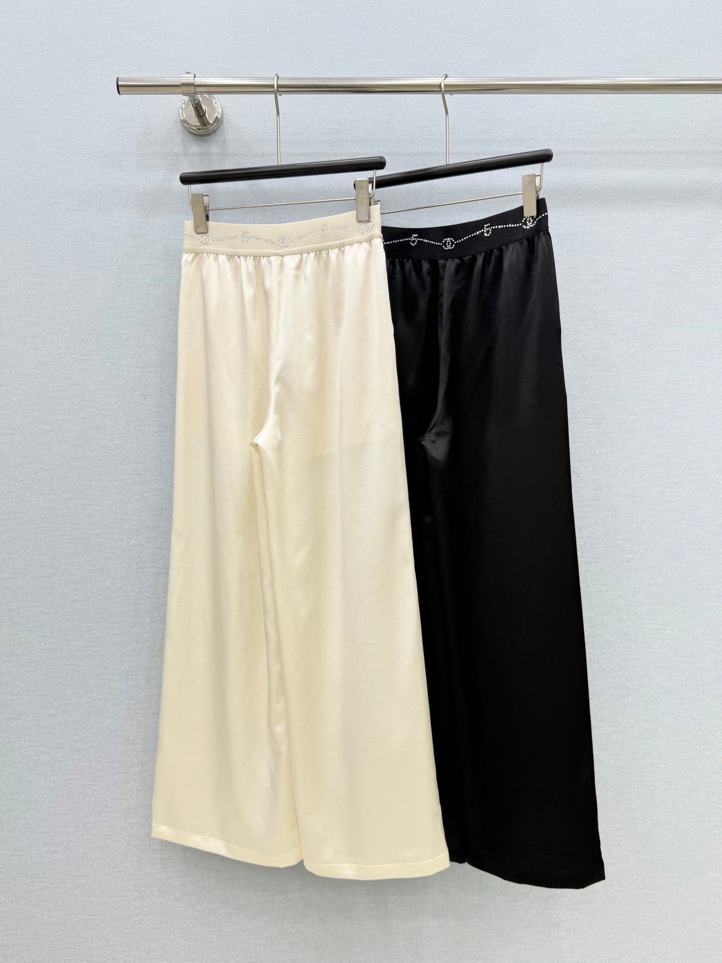 26 New Style Casual Pants with Rhinestone Patchwork