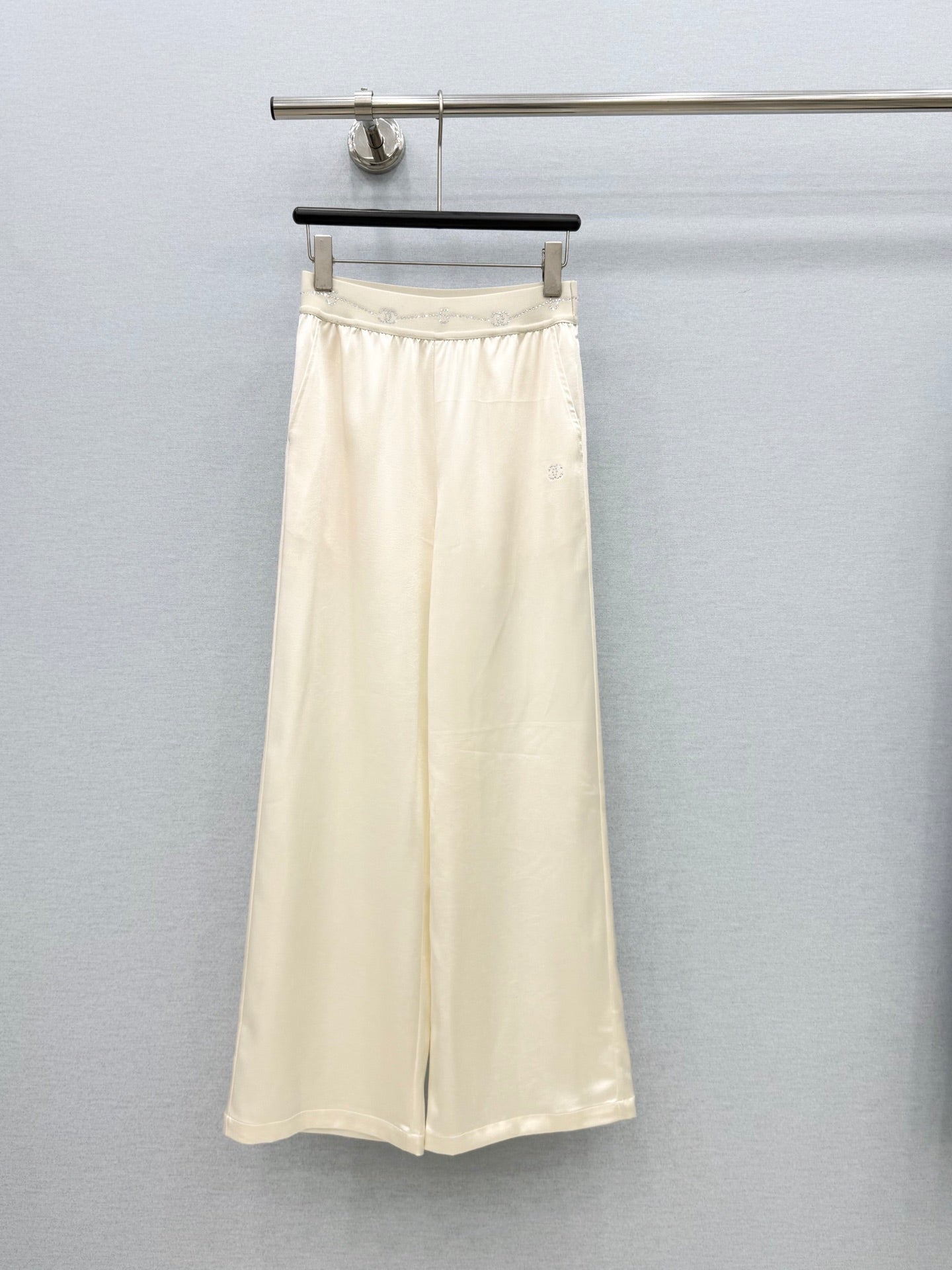 26 New Style Casual Pants with Rhinestone Patchwork