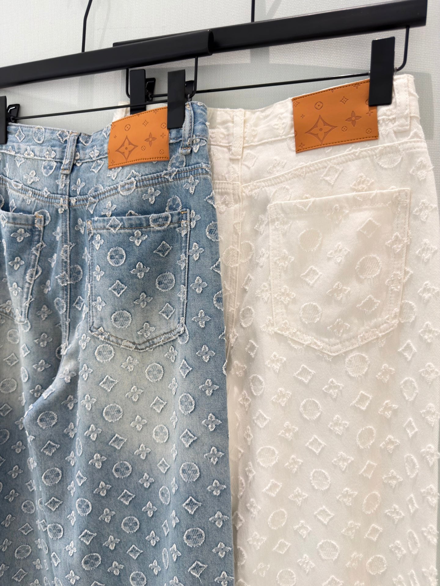 26 New Straight-Leg Cut-Out Detail Jeans