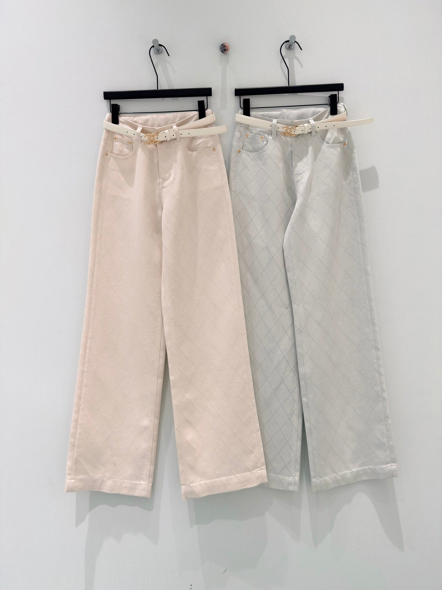 26 New Style Gold-Shimmer Quilted-Pattern Jeans + Belt