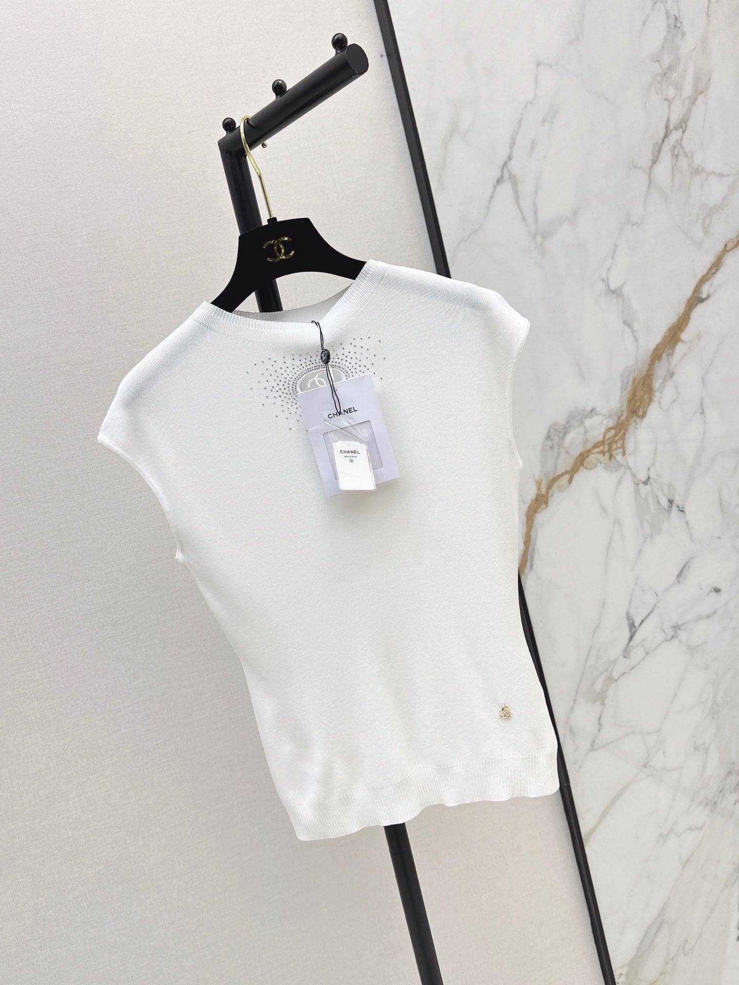 26 New Knit Vest