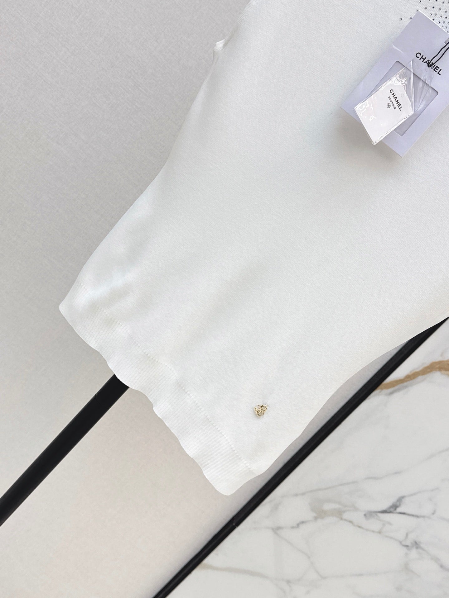 26 New Knit Vest