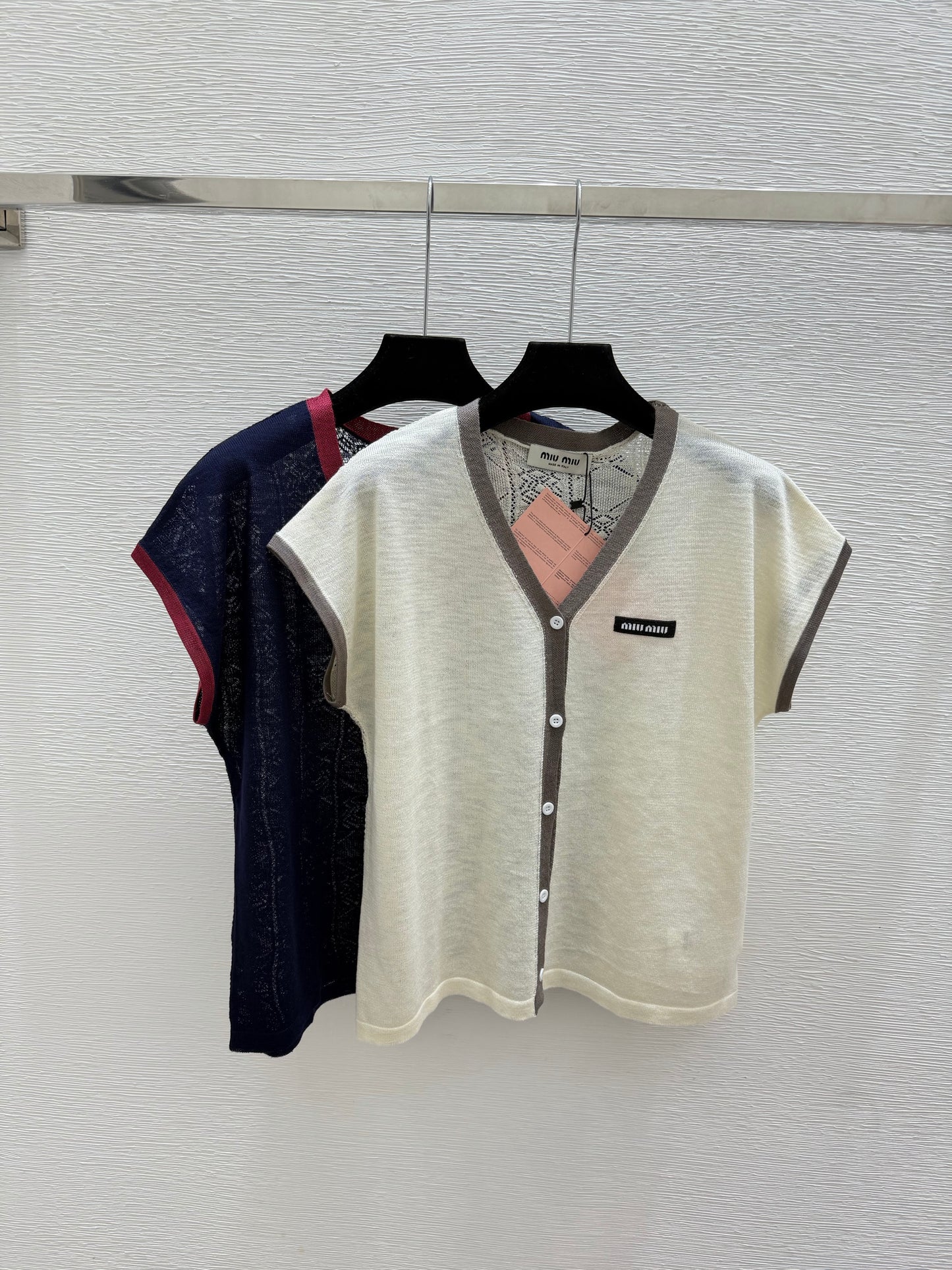 26 New Color-Block Short-Sleeve Cardigan