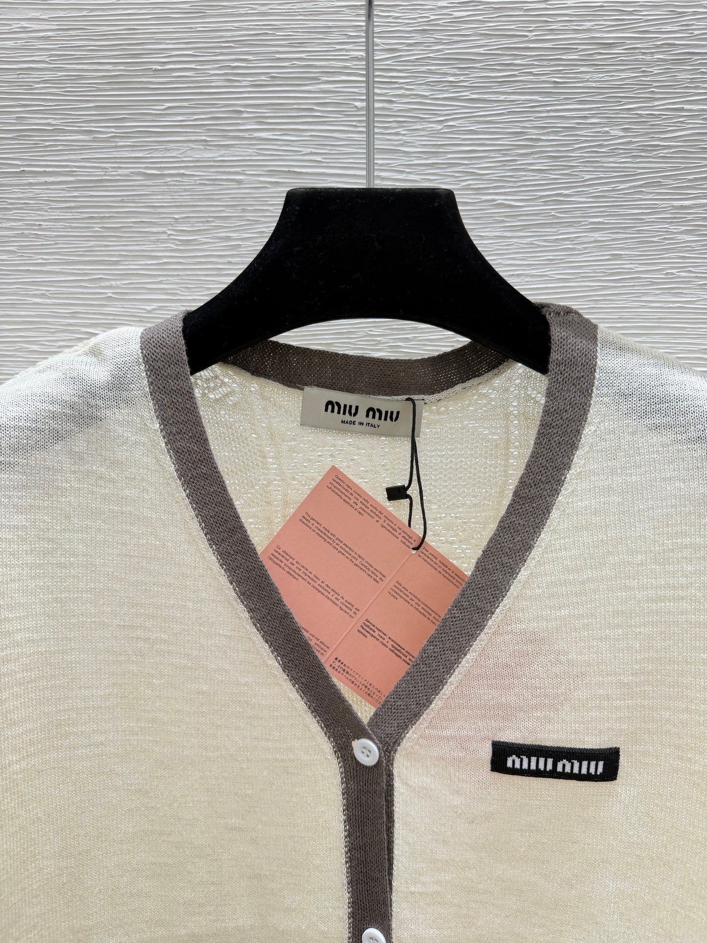 26 New Color-Block Short-Sleeve Cardigan