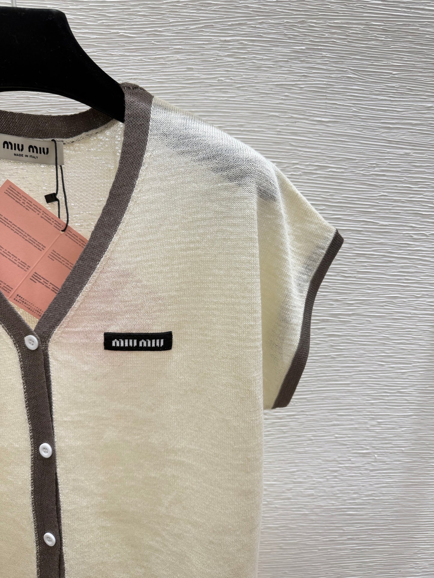 26 New Color-Block Short-Sleeve Cardigan