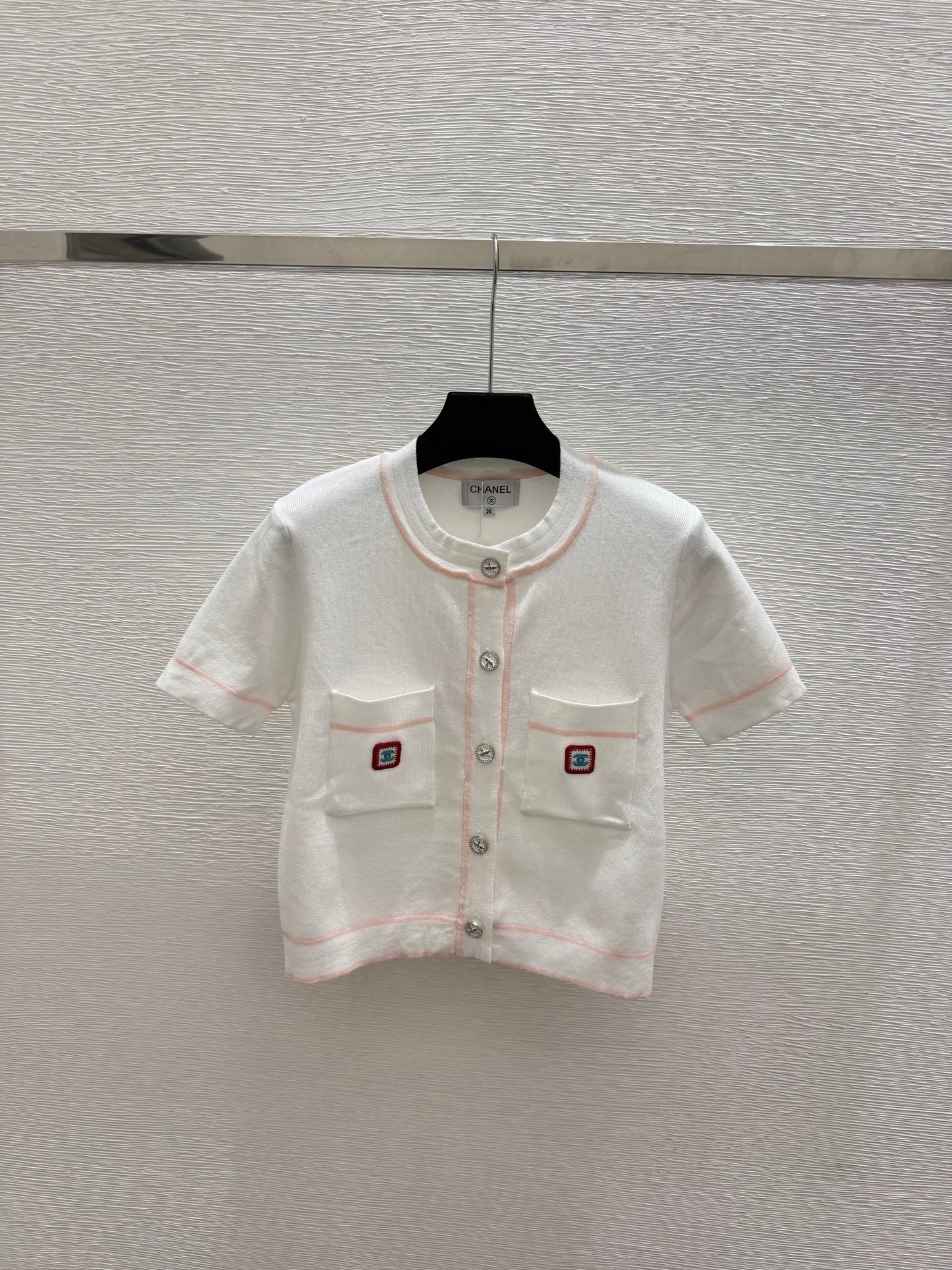 26 New Color-Block Short-Sleeve Cardigan