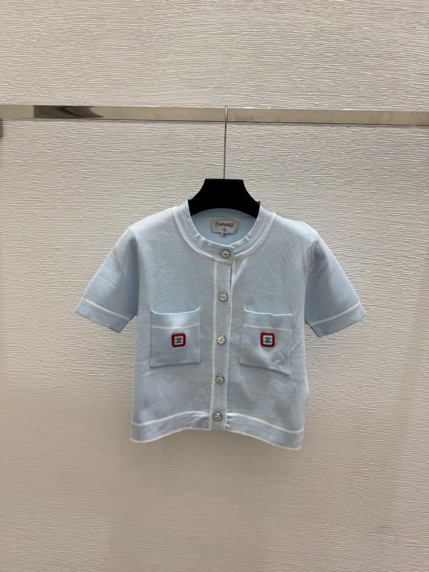 26 New Color-Block Short-Sleeve Cardigan