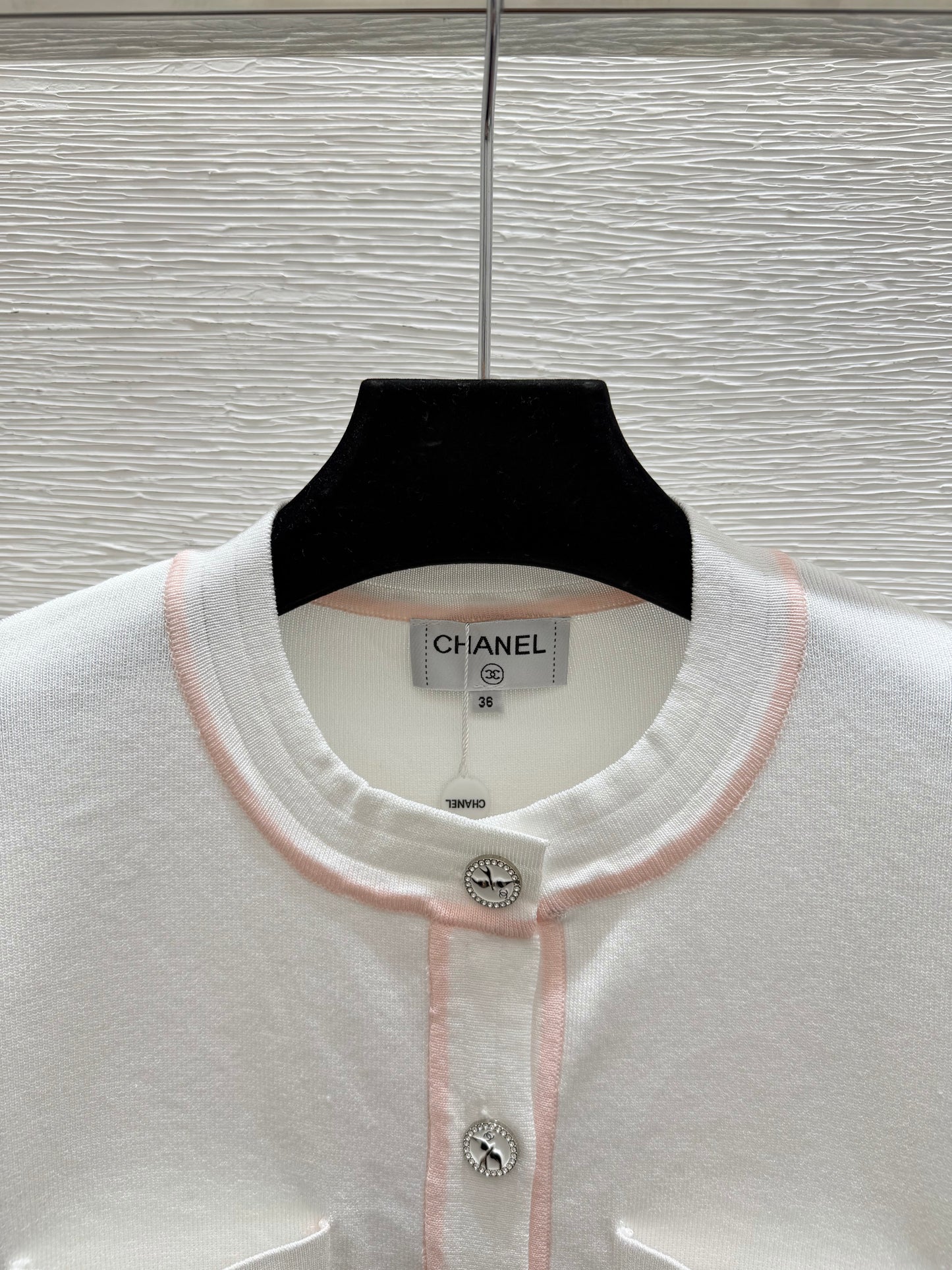 26 New Color-Block Short-Sleeve Cardigan