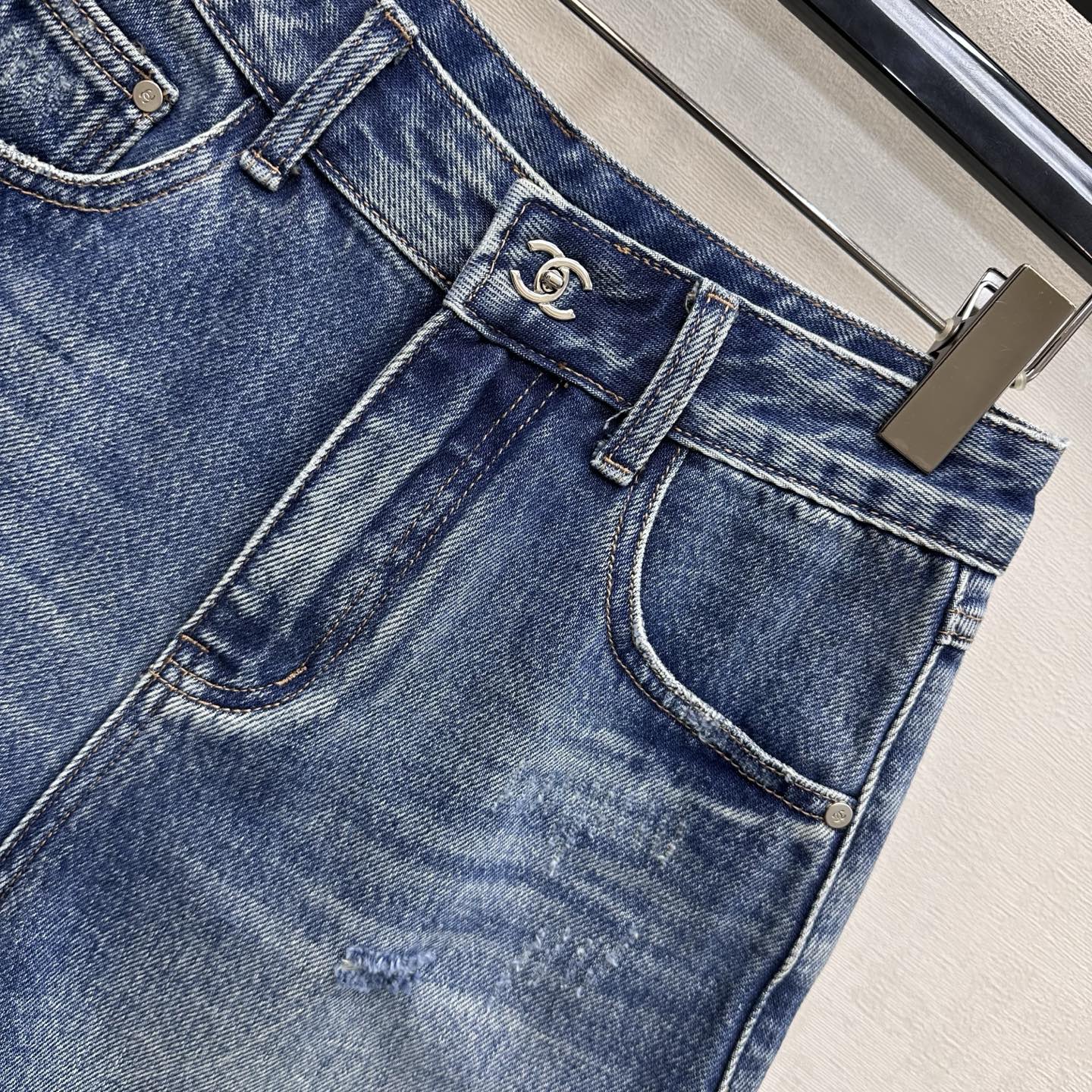 26 New Distressed Denim Shorts