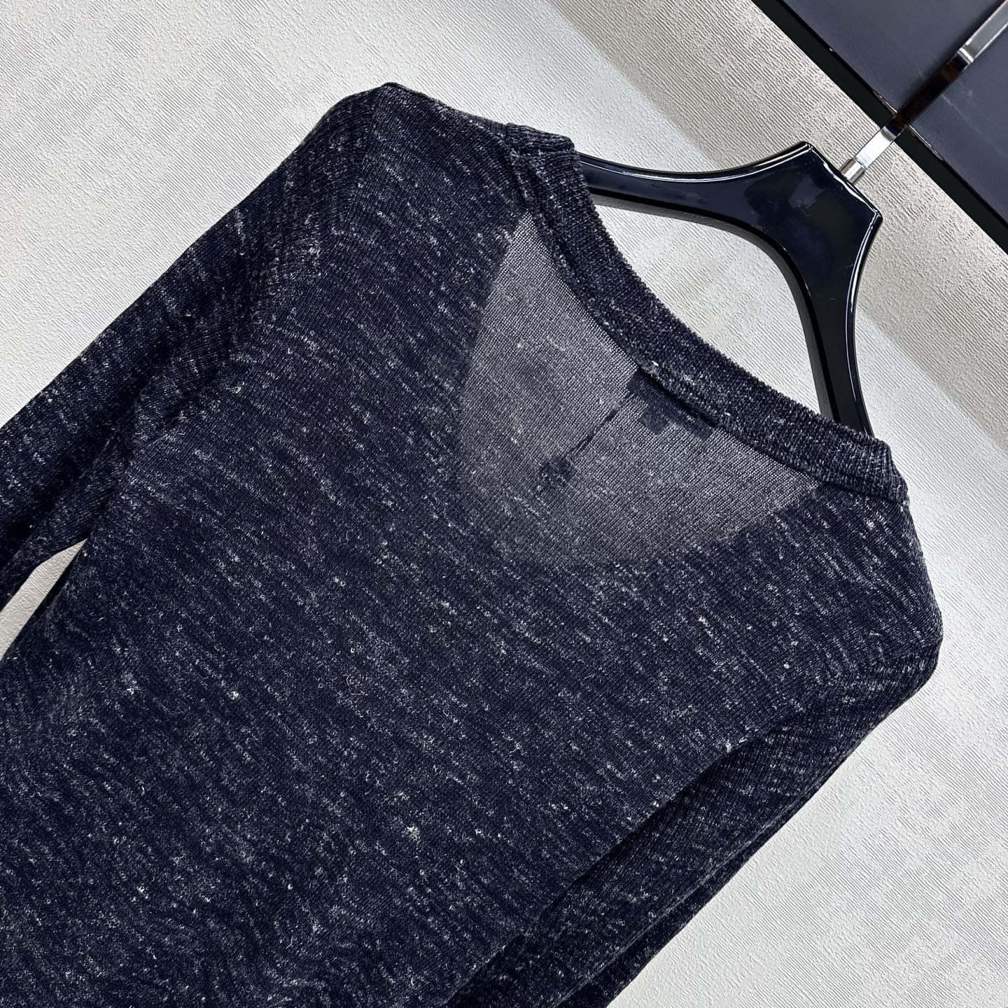 26 New Style Embroidered Long-Sleeve Knit Top